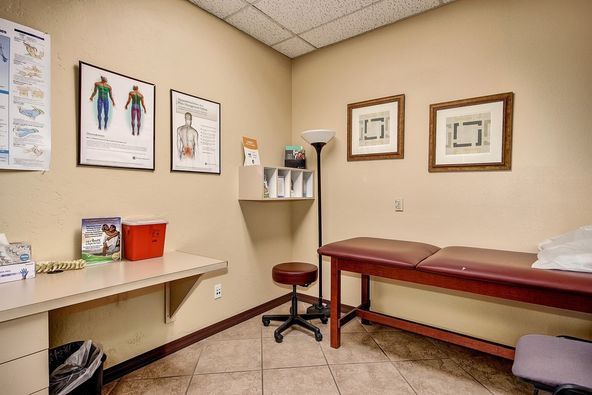 East Valley Medical Office Condo | For Lease: 604 W Warner Rd Bldg B, Chandler, AZ 85225
